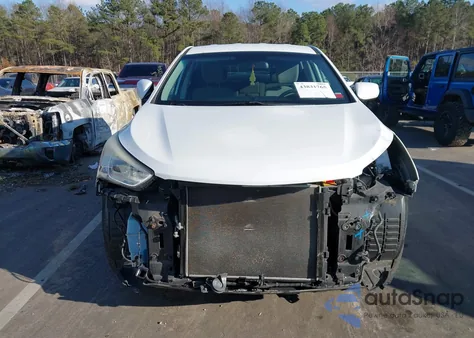 2016 Hyundai Santa Fe Sport 2.4L from USA, damaged, VIN 5XYZTDLB5GG360033